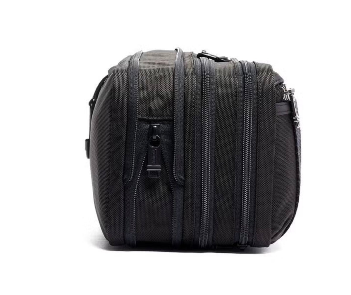 Retro Tumi shaving bag
